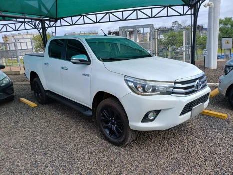TOYOTA HILUX  2016 - R$162.000,00