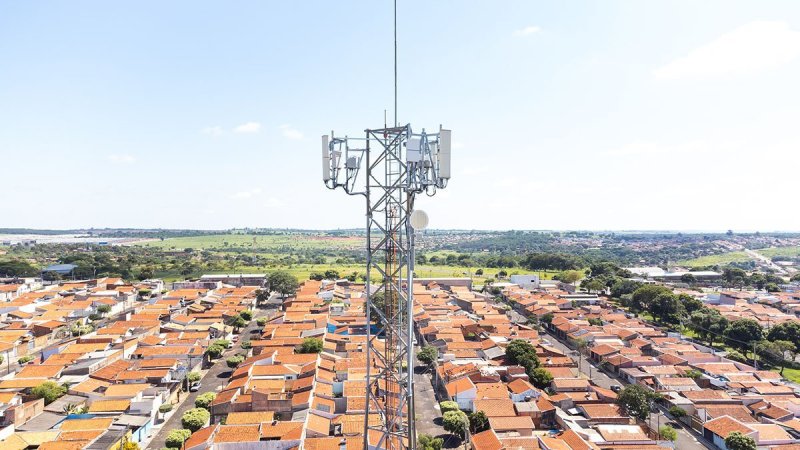 TELECOMUNICAÇÕES  (A n°1 do Brasil)